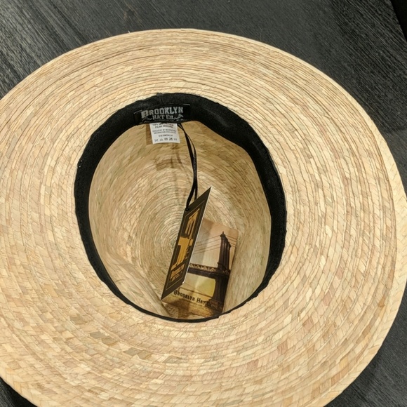 Hat - Picture 4 of 4